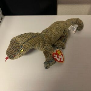Ty Scaly Speckled Lizard Plush with Red Tongue